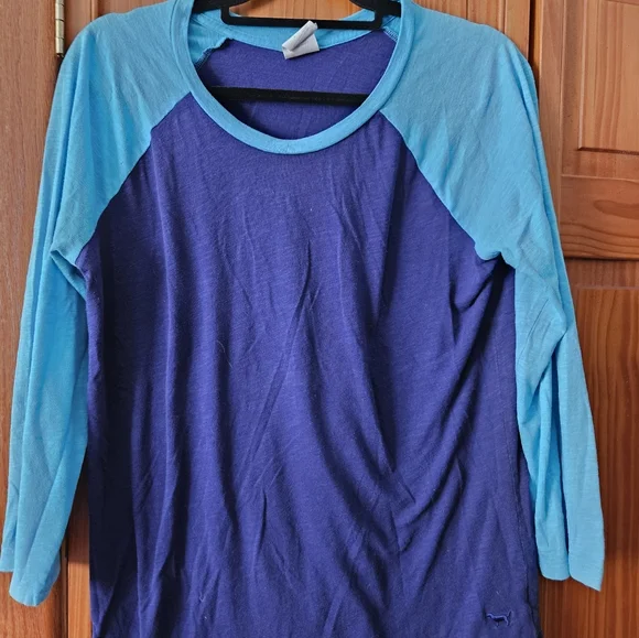 2 Raglan Sleeve Shirts - Picture 4 of 6